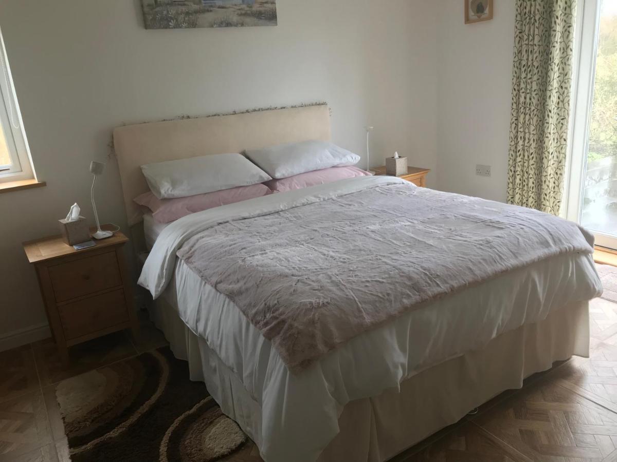 Pembrokeshire Fields Hotell Haverfordwest Exteriör bild