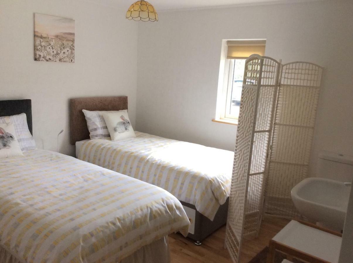 Pembrokeshire Fields Hotell Haverfordwest Exteriör bild
