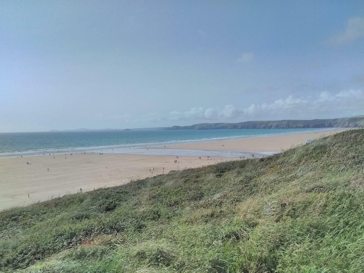 Pembrokeshire Fields Hotell Haverfordwest Exteriör bild